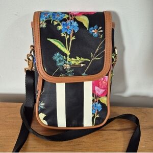 Stella & Dot Floral Essentials Crossbody